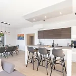 Pet Friendly In * Prigradica