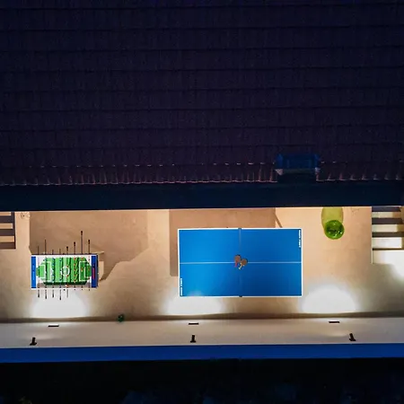 Pet Friendly In * Prigradica